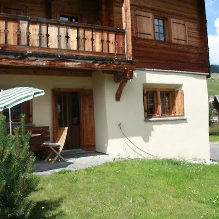 Casa Muladiras Richter *